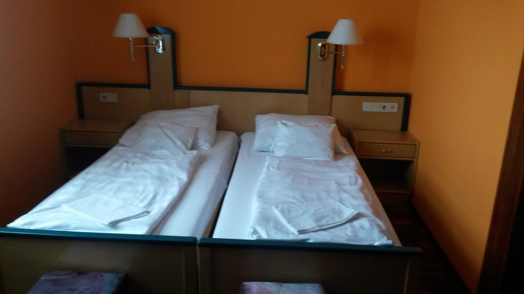 Venusz Panzio Es Vendeglo Bed and Breakfast Bagod Εξωτερικό φωτογραφία